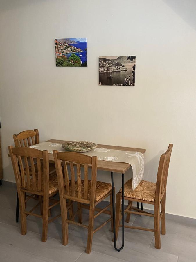 Aleminas Rooms Đảo Sými Ngoại thất bức ảnh