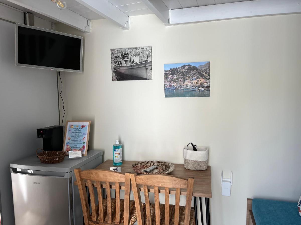 Aleminas Rooms Đảo Sými Ngoại thất bức ảnh