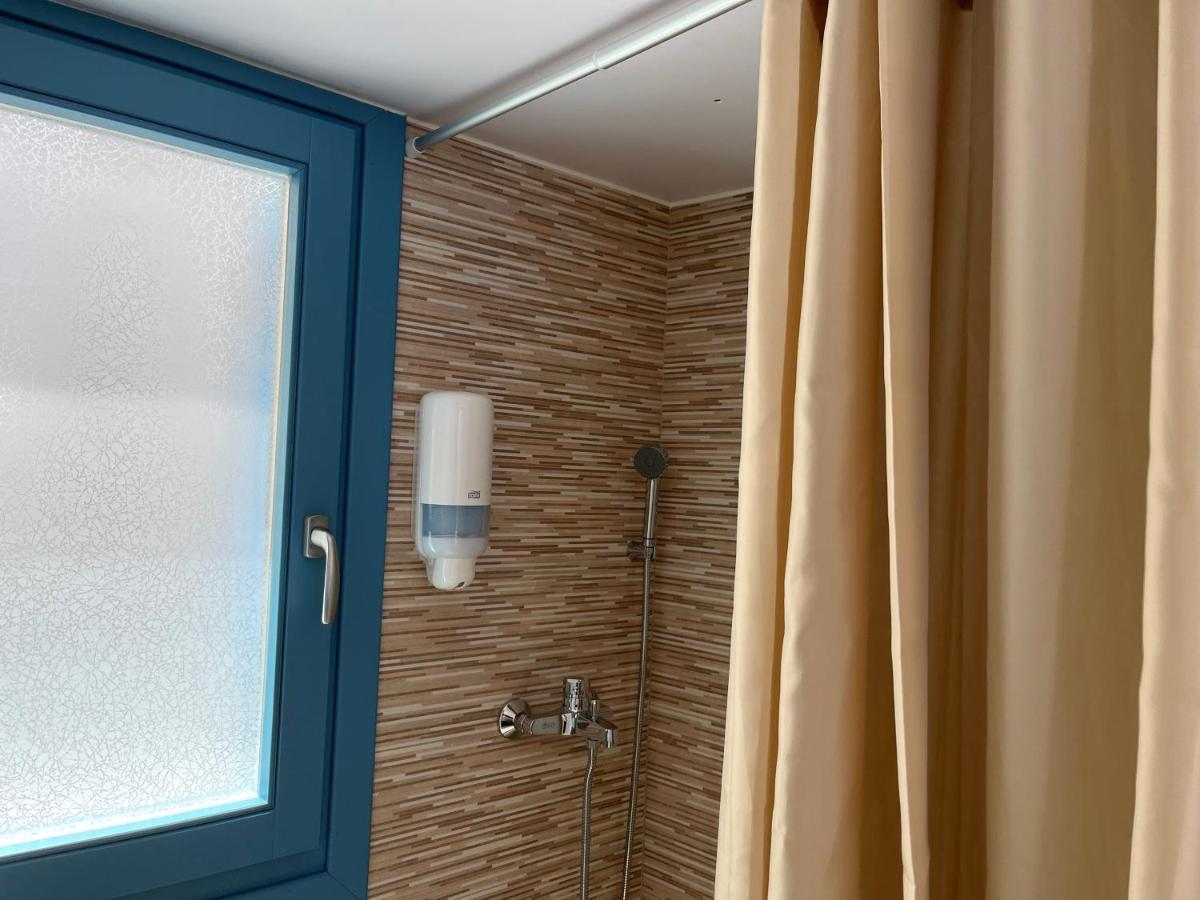 Aleminas Rooms Đảo Sými Ngoại thất bức ảnh